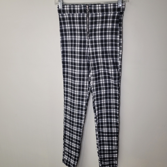 Plaid Pants - Picture 4 of 7